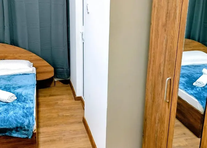 Guesthouse5 Karma369 *