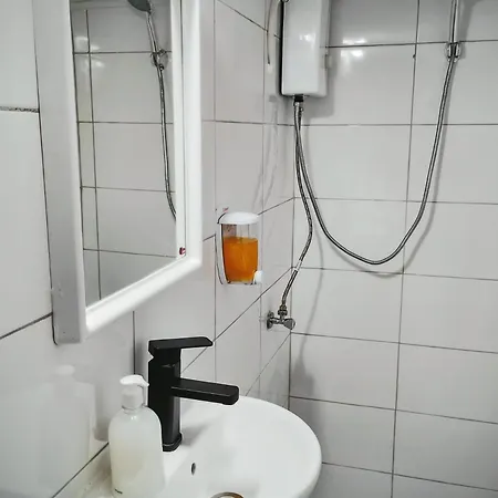 Hostel Guesthouse5 Karma369 *