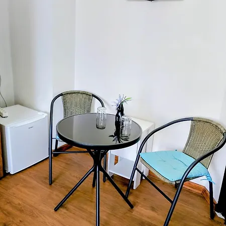 Хостел Guesthouse5 Karma369